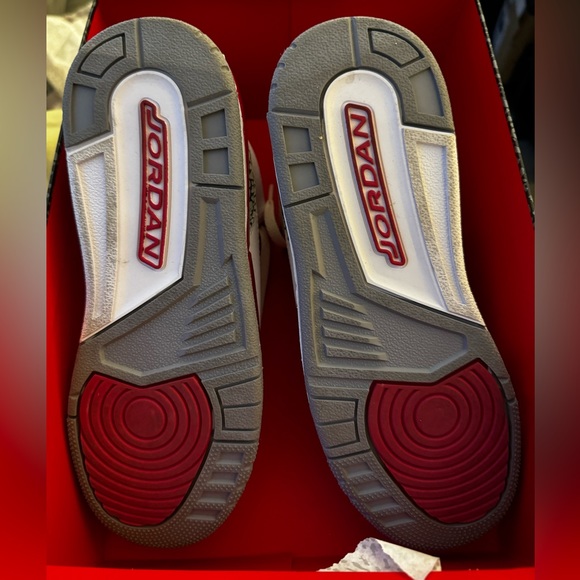 Air Jordan 3 Retro Cardinal Red - Picture 4 of 5